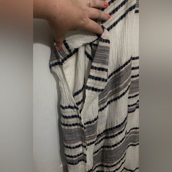 AEO beach cover up - Picture 2 of 6